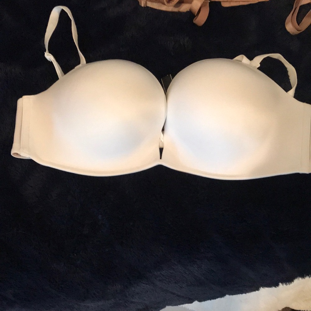 Victoria’s Secret Bombshell